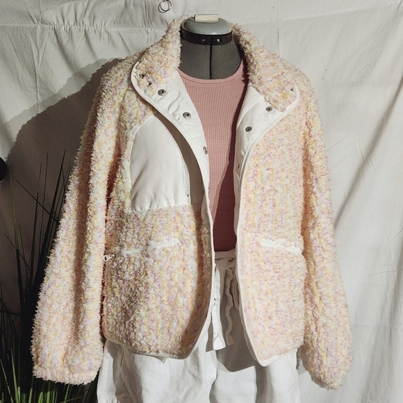 NWOT Altar'd StateWhite Confetti Wubby Jacket Size: S - Picture 6 of 15